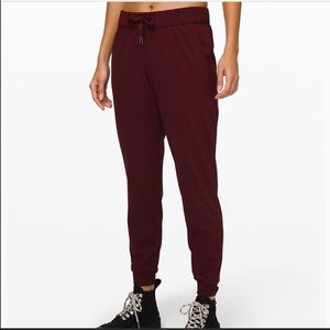 Lululemon joggers